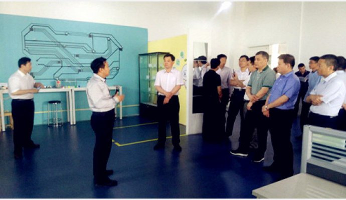 德州招商領導小組來我司參觀