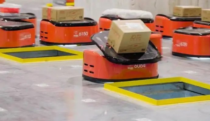 智能物流時代已經(jīng)到來。你準(zhǔn)備好了嗎？—AGV小車（無線充電）