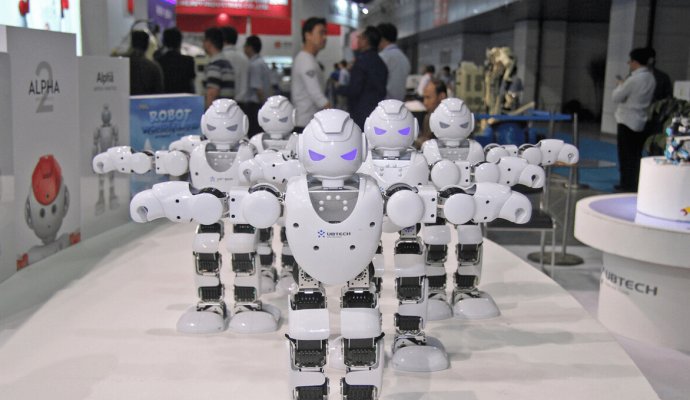 智能決定了智能機(jī)器人的發(fā)展（一）（無線充電）