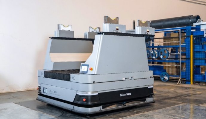 AGV小車的導(dǎo)航（二）（無(wú)線充電）