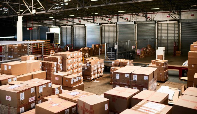 AGV小車磁耦合諧振式無線充電器：高效、安全、免接觸的能量補(bǔ)充方案