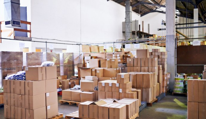 自主移動機器人無線充電破局，魯渝能源破解“續(xù)航焦慮”